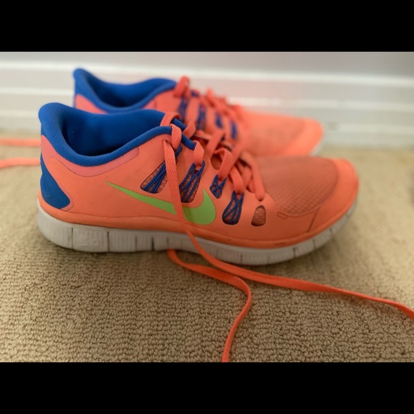 Nike press 5.0 Neon pink runners - Picture 5 of 8